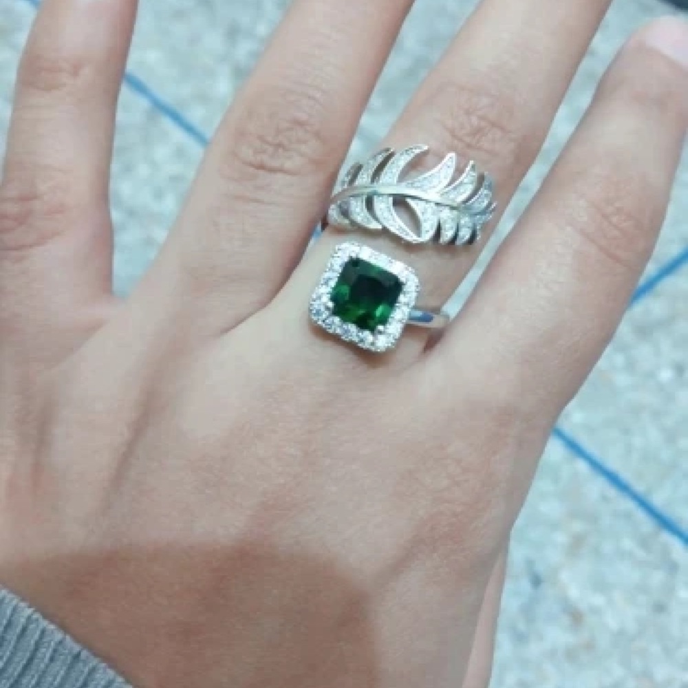 Swarovski Elements Adjustable Ring Feather Cut Mo… - image 4